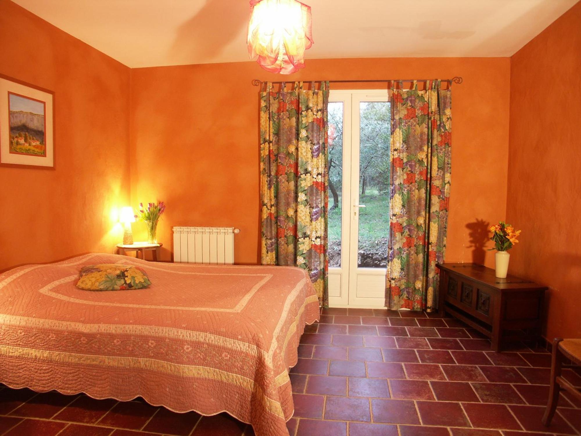 Ll Poulidetto Bed & Breakfast Lioux Ngoại thất bức ảnh