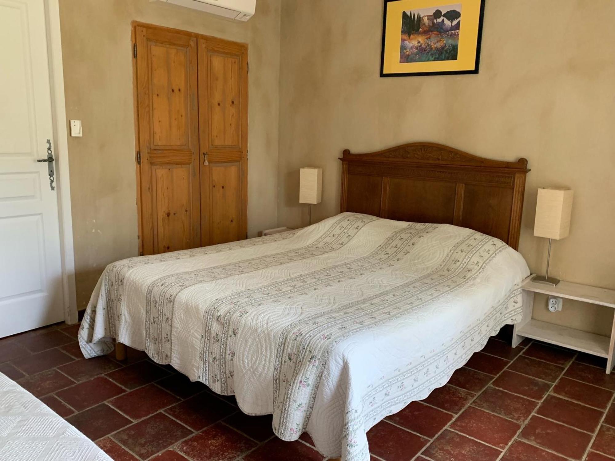 Ll Poulidetto Bed & Breakfast Lioux Ngoại thất bức ảnh