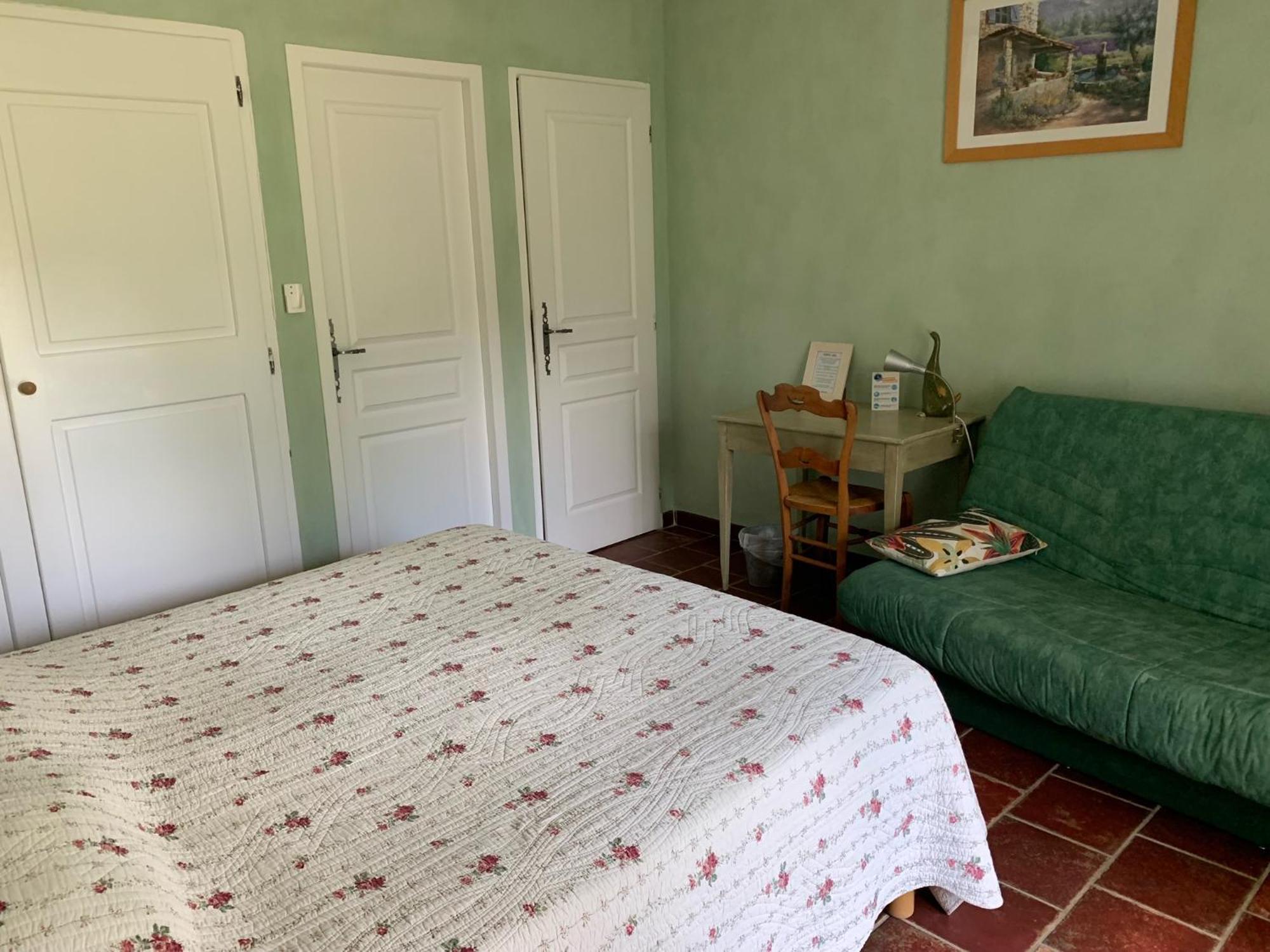 Ll Poulidetto Bed & Breakfast Lioux Ngoại thất bức ảnh